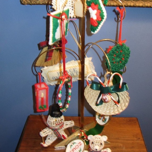 Christmas Ornaments Handmade, Embroidered, Lace & Crochet Decorations - Picture 1 of 9